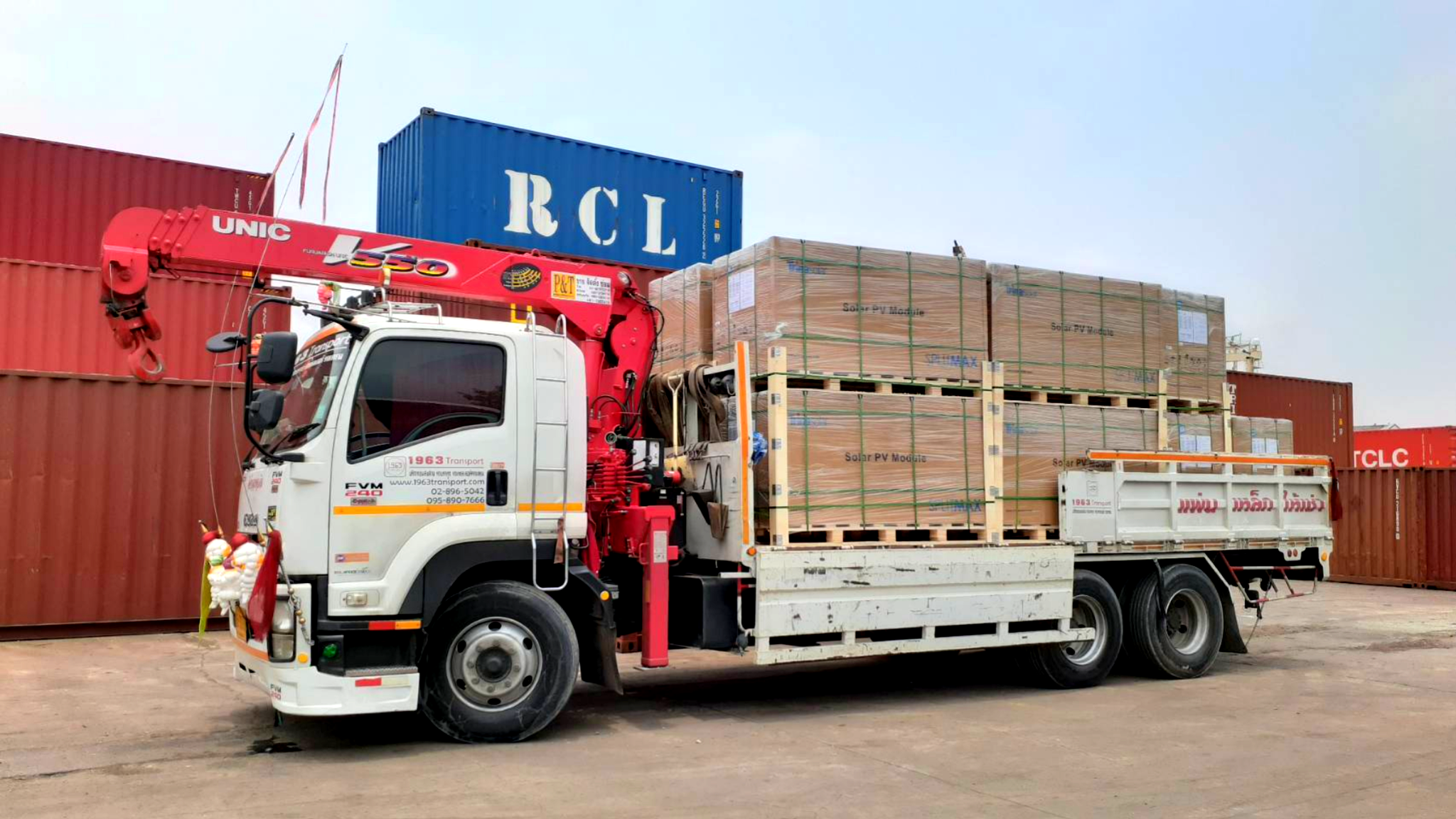 บริการรถเฮี๊ยบรับ ยกเครื่องจักรและวัสดุหนัก บริการรถเฮี๊ยบรับจ้าง เขตบางคอแหลม บริการรถเฮี๊ยบรับจ้าง เขตบางคอแหลม